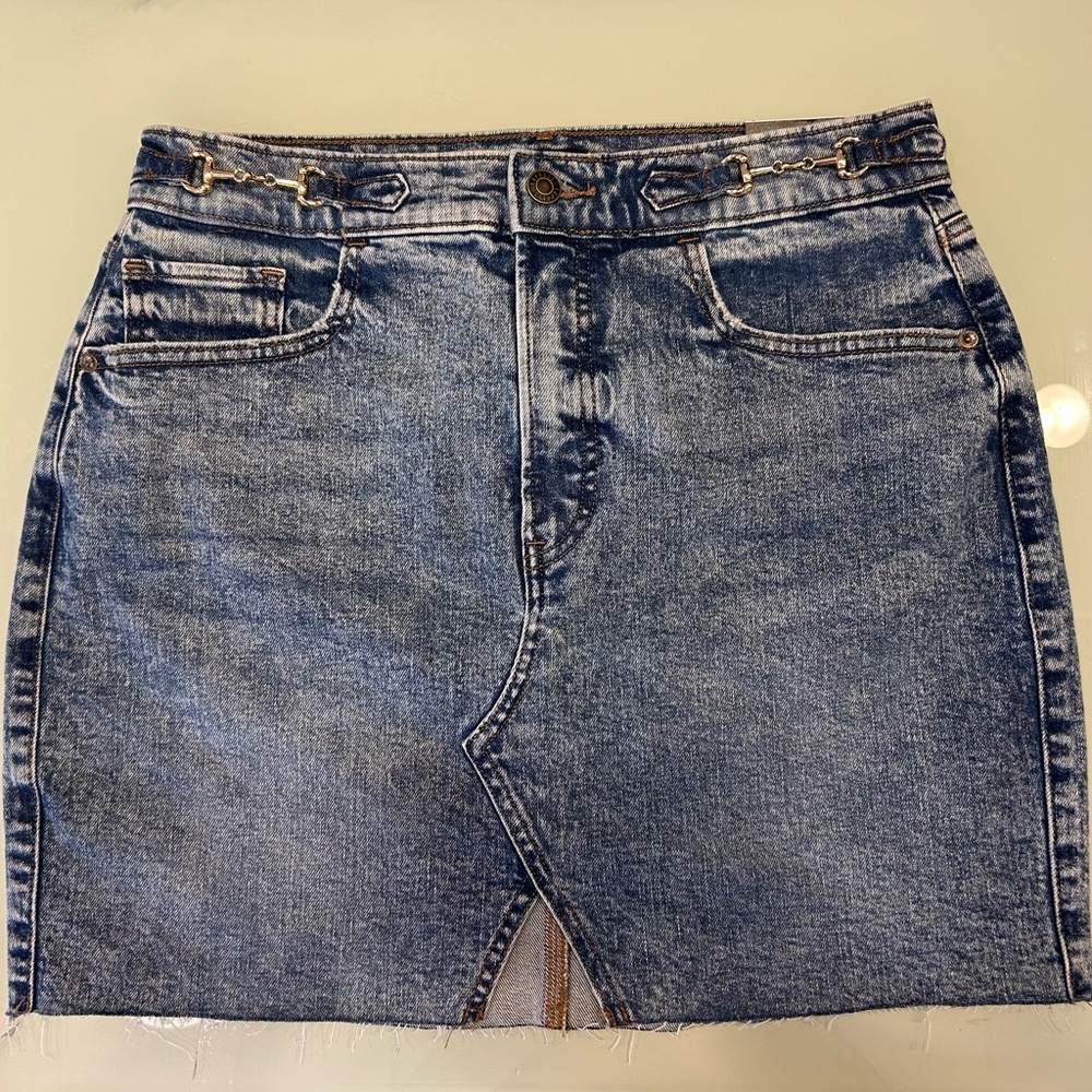 Express High rise Jean skirt